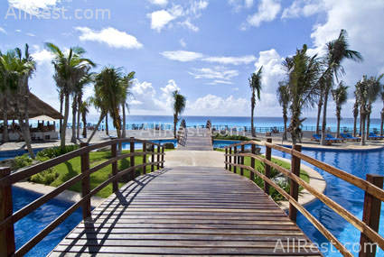 Grand Oasis Cancun 19